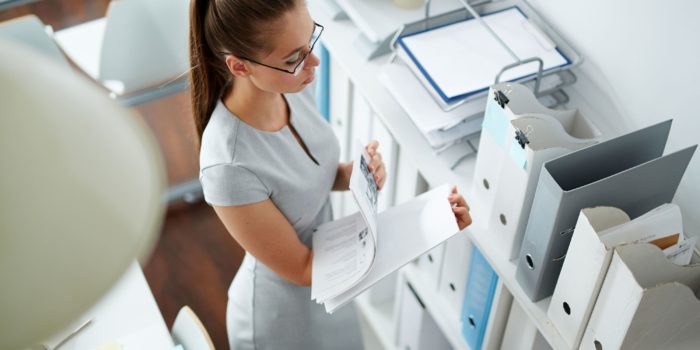 accountant-at-work-P6KP3X3-min